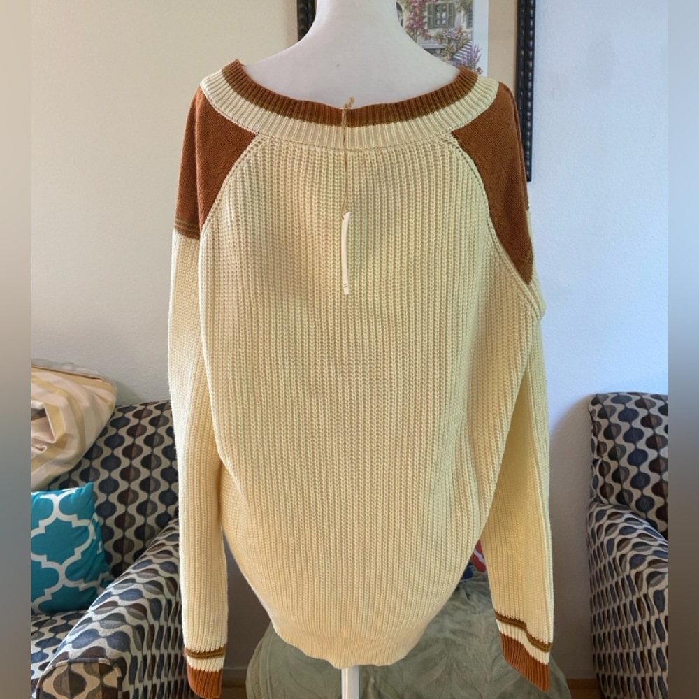 Wishlist Cream and Brown V-Neck Pullover Long Sleeve Sweater, Women’s Size L - Picture 3 of 5
